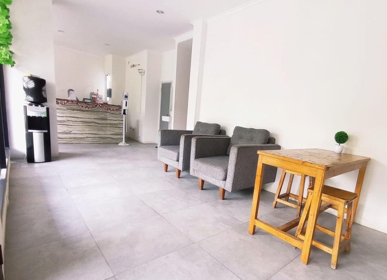 NYENYAK MRT Lebak Bulus Simatupang Hotel Jakarta Bagian luar foto